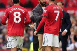 米兰入口 -赛后曼联备战欧联；迎来里程碑细节曝光；球迷炸锅；轮换策略成焦点的简单介绍