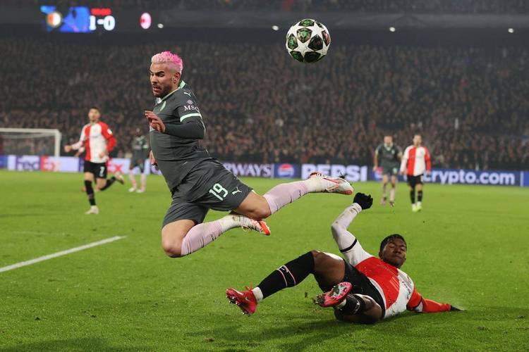 关于里程碑夜费耶诺德迎来里程碑；荷甲赛后刷纪录；更衣室稳定；球探报告显示潜力的信息