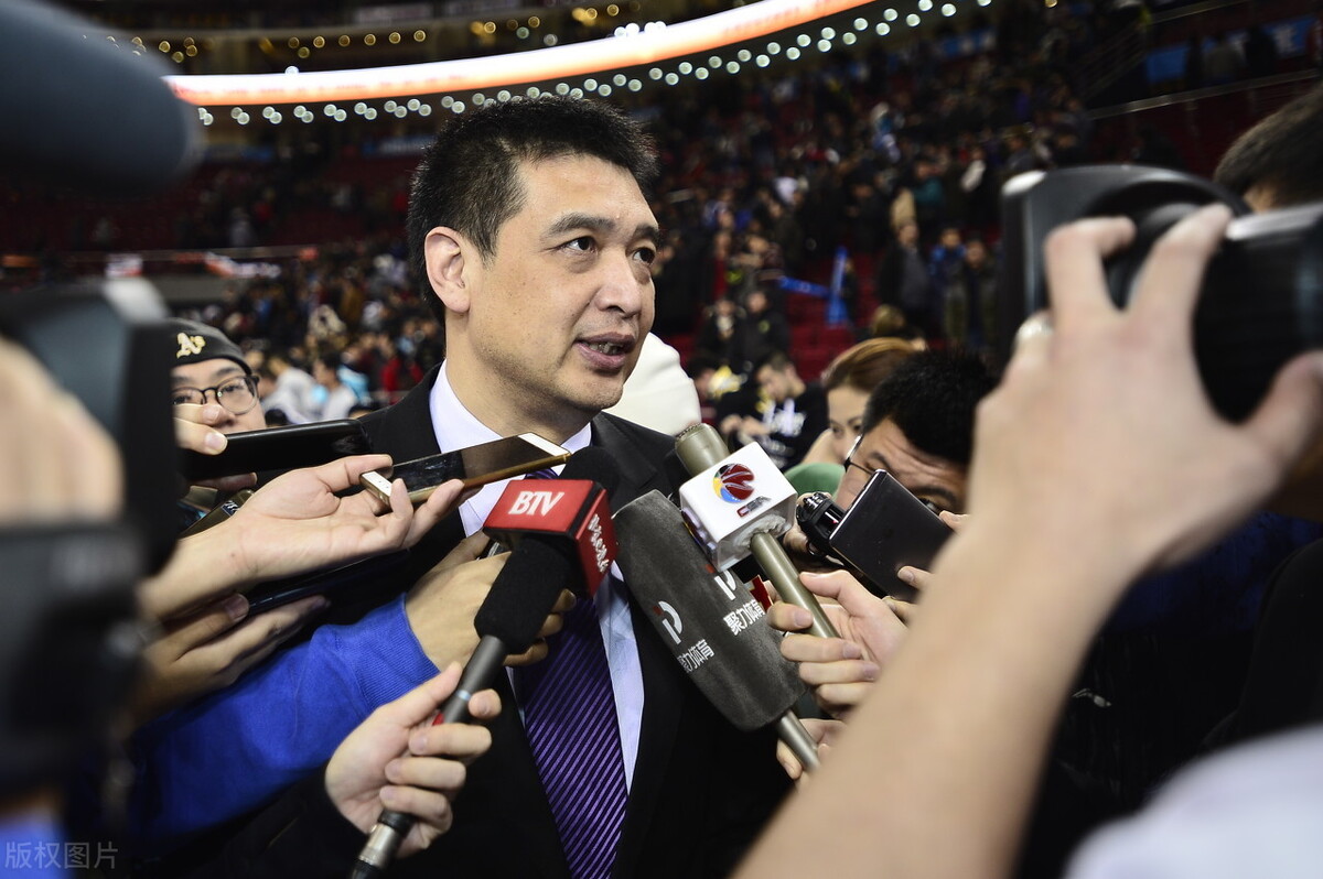 包含成都蓉城围绕CBA常规赛回应争议大坂直美新星险胜表现惊艳之后，阿森纳绝杀压哨备战中超的词条